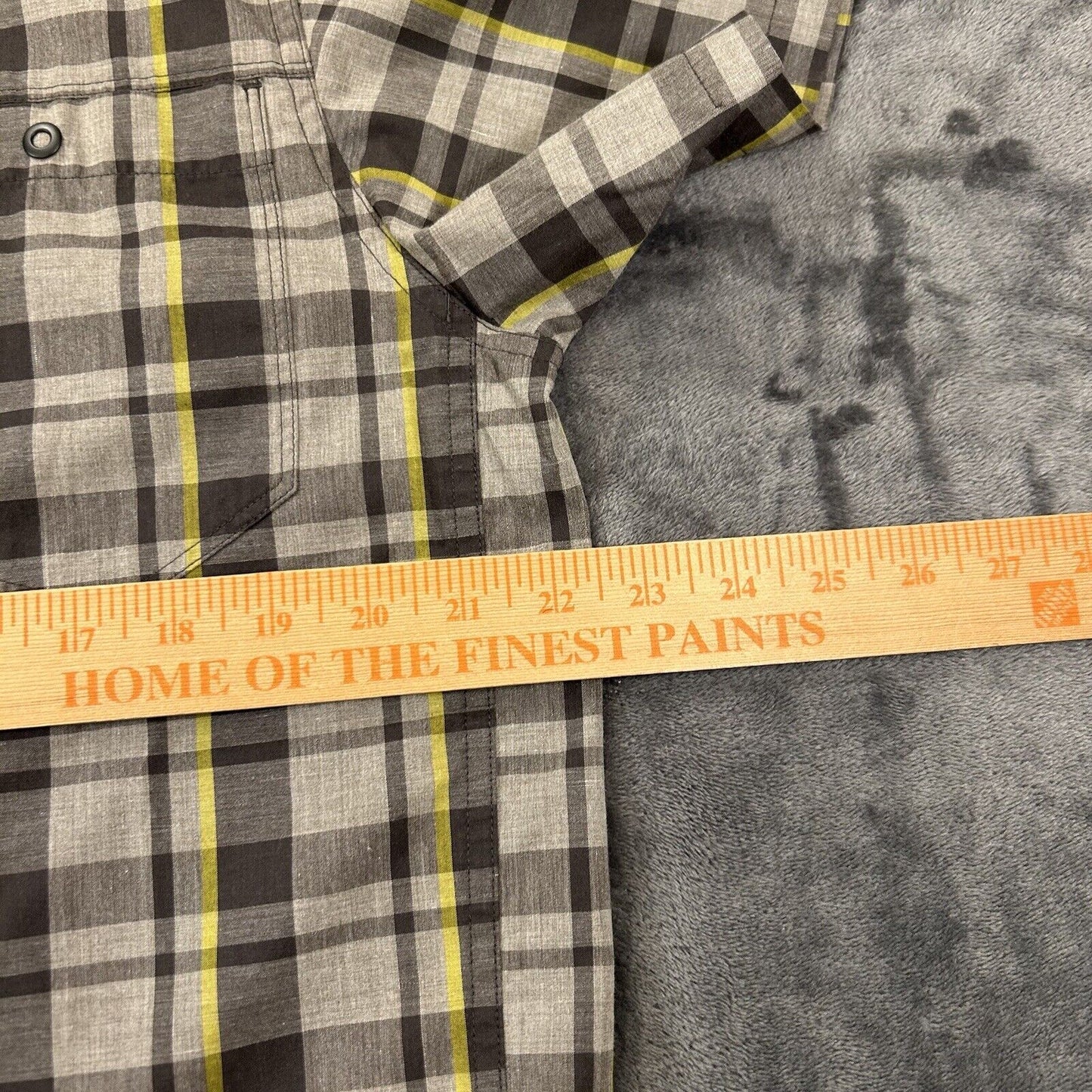 North Face Camp Shirt Mens Large Gray Black Plaid Button Up Short Sleeve Casual