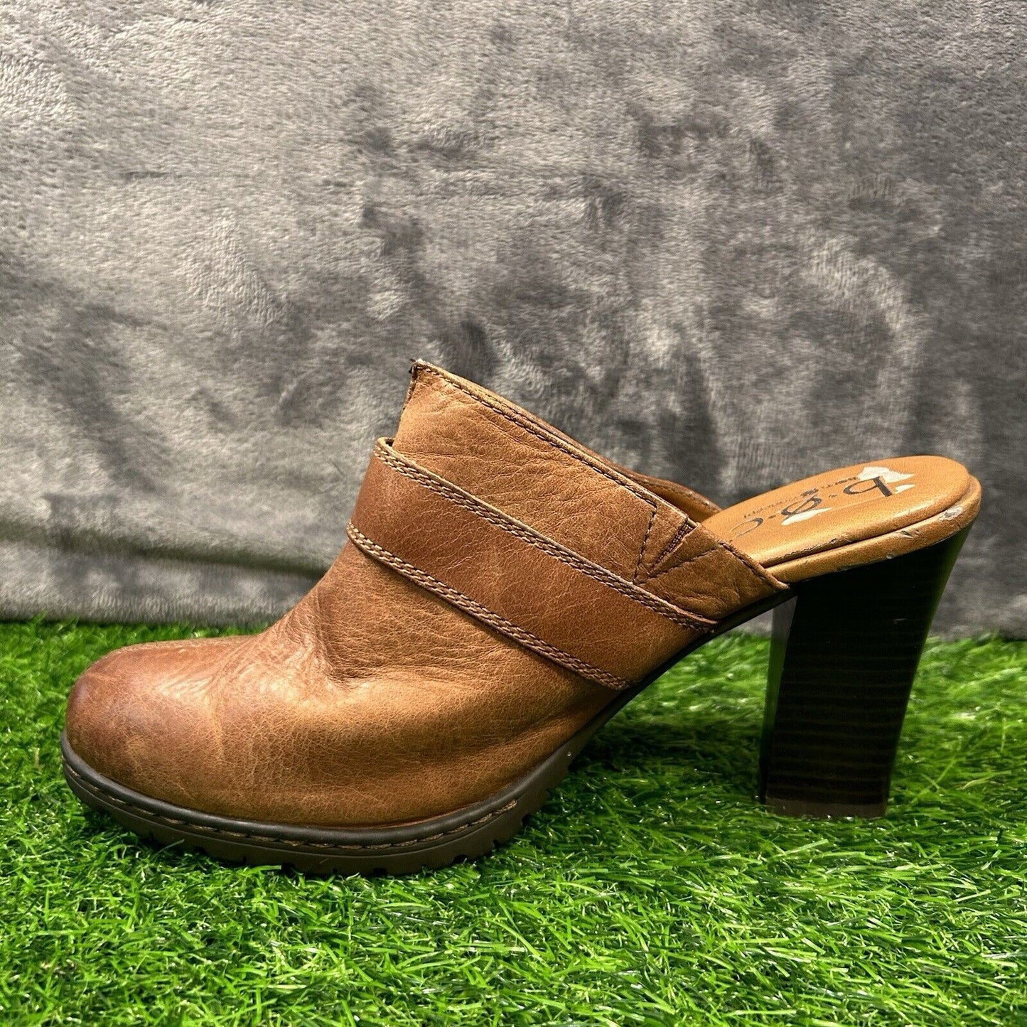 Born Mules Womens 8 M Brown Leather Slip On Heeled Buckle Casual Work Outdoor