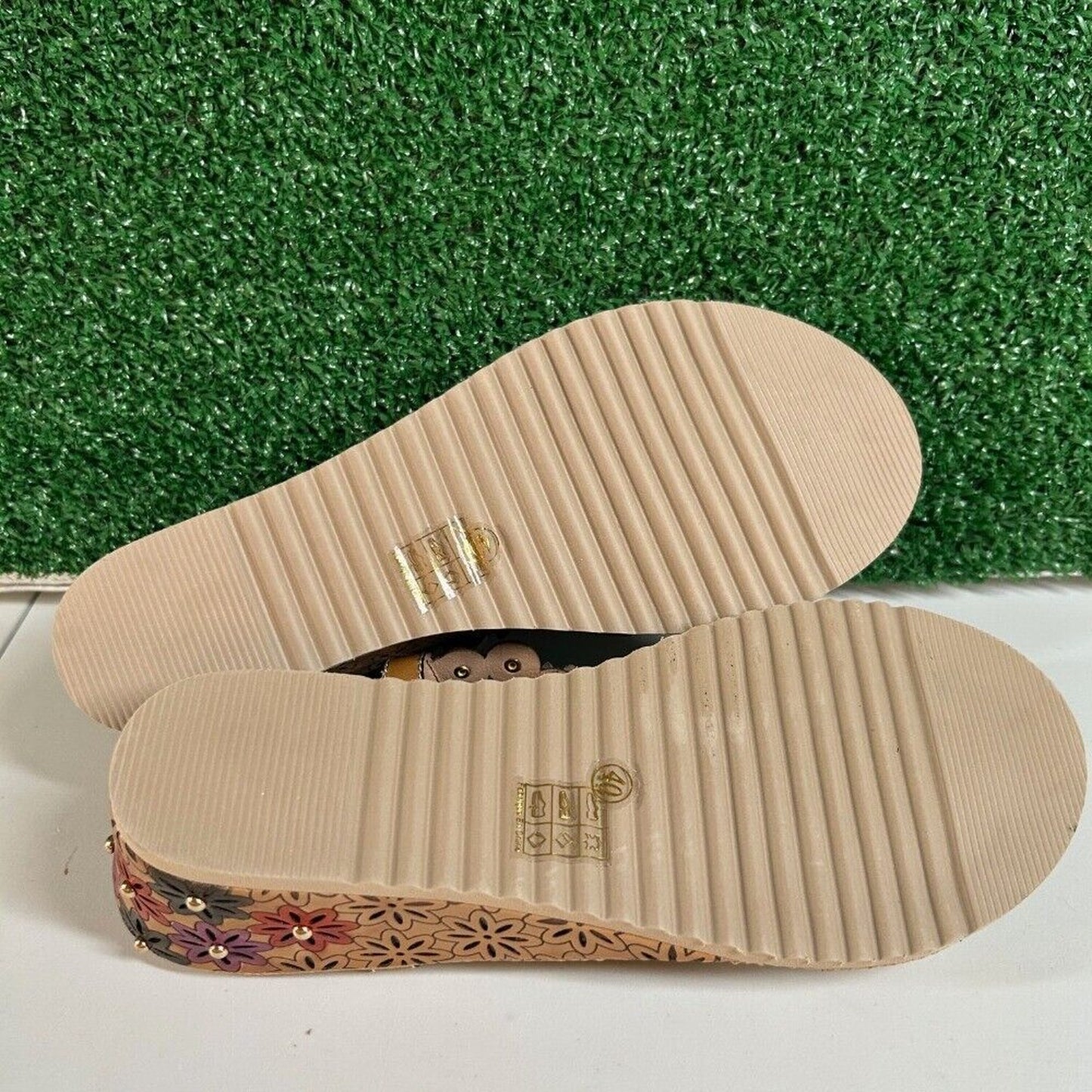 L'Artiste Spring Step Wellesta Floral Wedge Sandals Leather Comfort Womens 9 /40