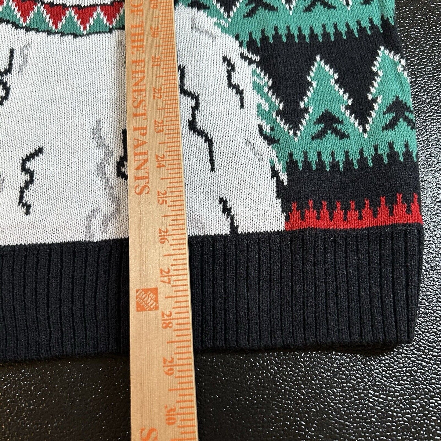 Novelty Christmas Sweater Mens Medium Green Black Llama Sweatshirt Pullover NEW