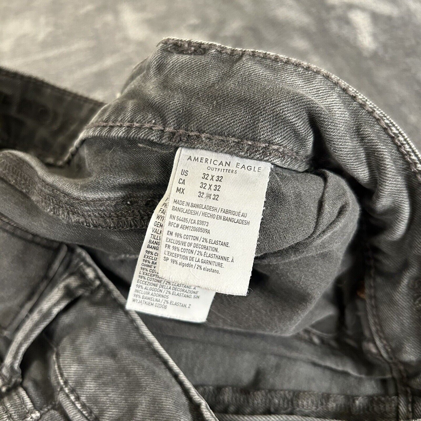 American Eagle Jeans Mens 32x32" Black Straight Denim Pants Distressed Ripped