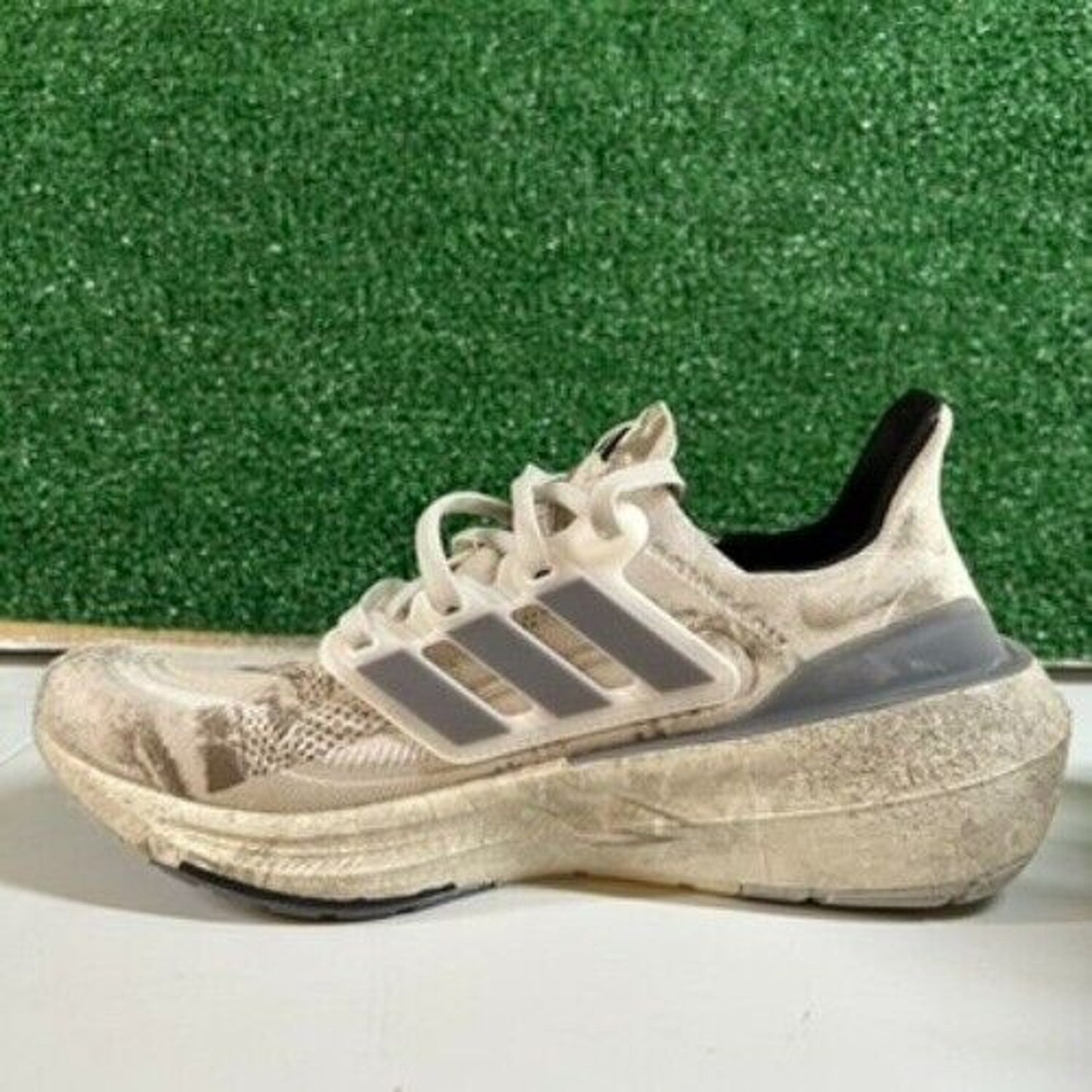 Adidas Ultraboost Light Running Athletic Shoes Sneakers Beige Womens Size 8