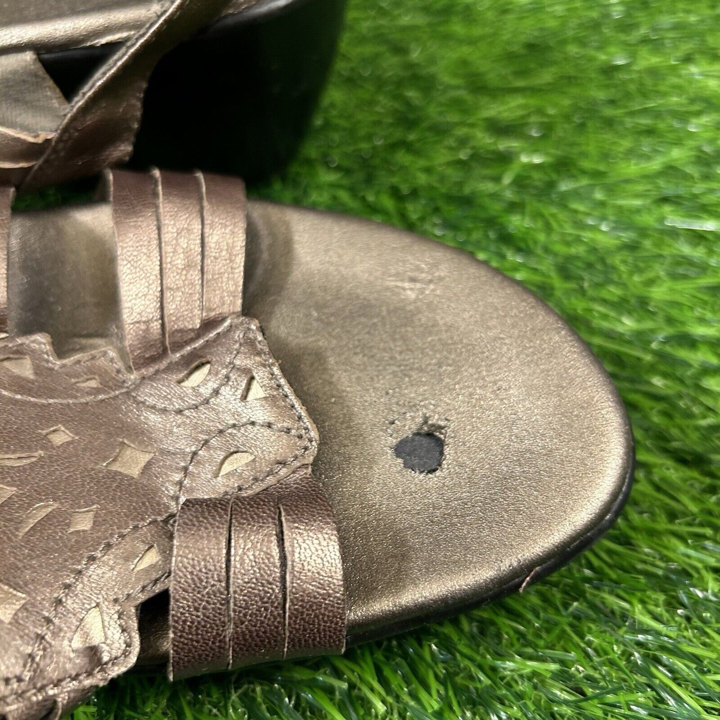 Clarks Bendables Sandals Womens 10 M Bronze Wedge Strappy Leather Open Toe