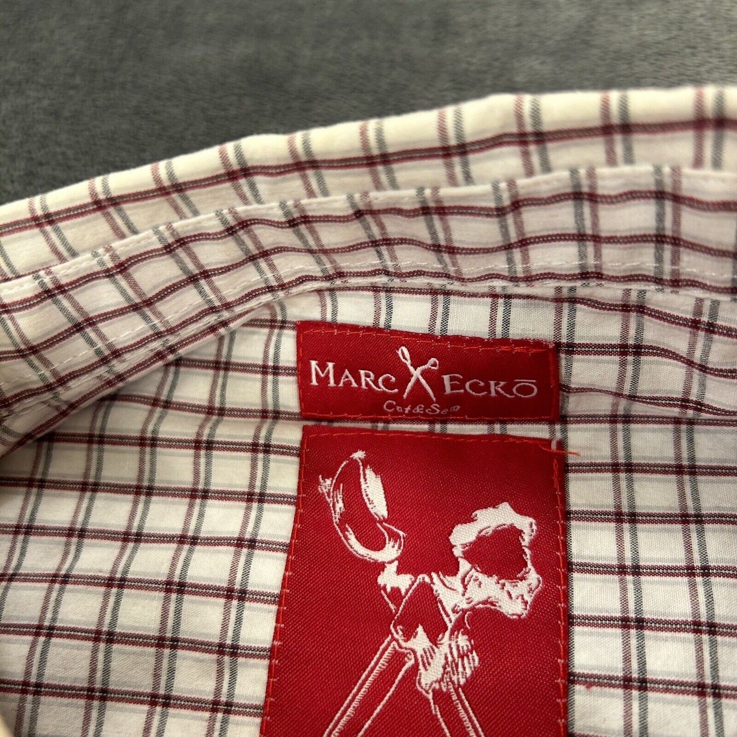 Marc Ecko Cut & Sew Shirt Mens Medium White Red Plaid Button Up Long Sleeve
