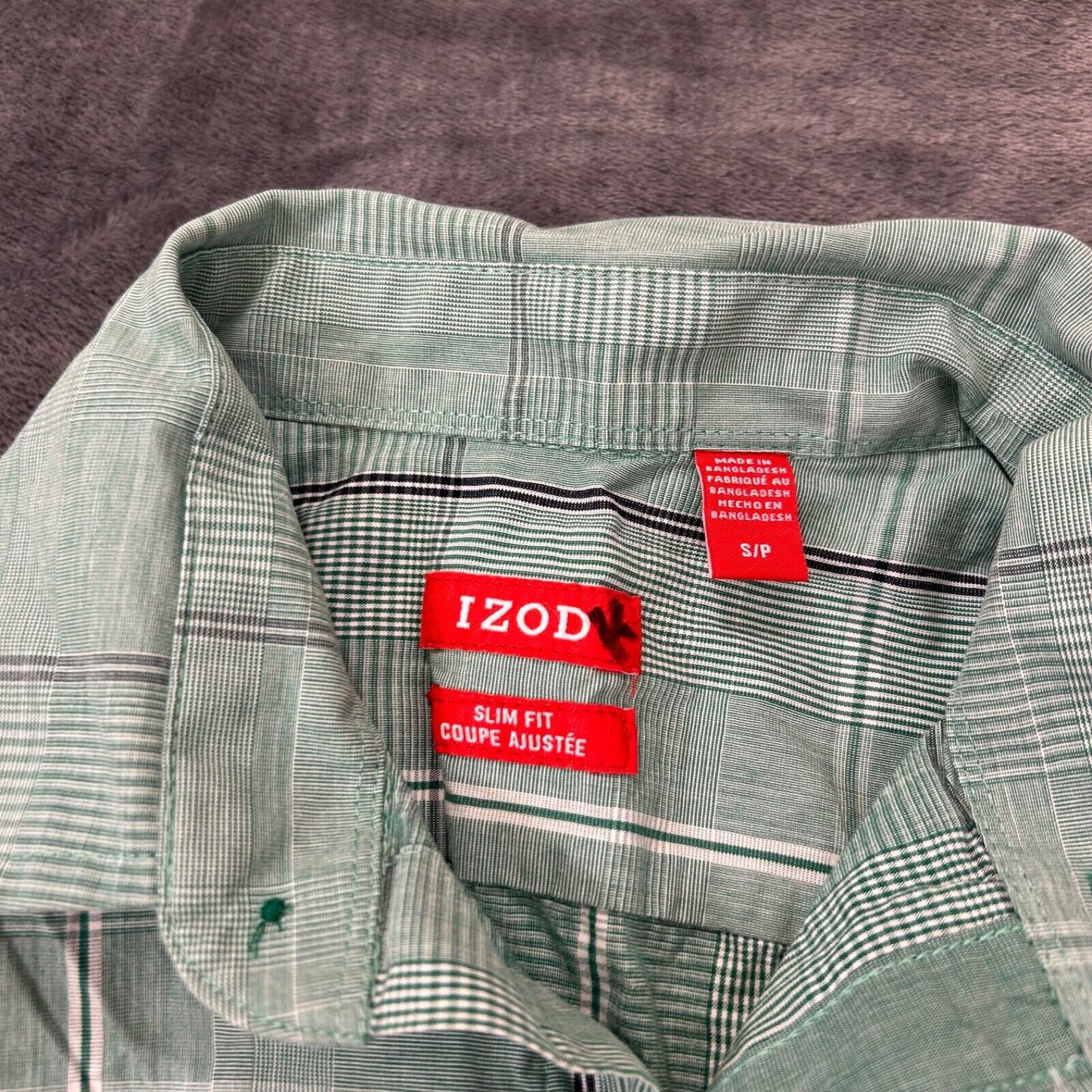 Izod Shirt Mens Small Green Black Plaid Button Up Long Sleeve Work Slim Fit