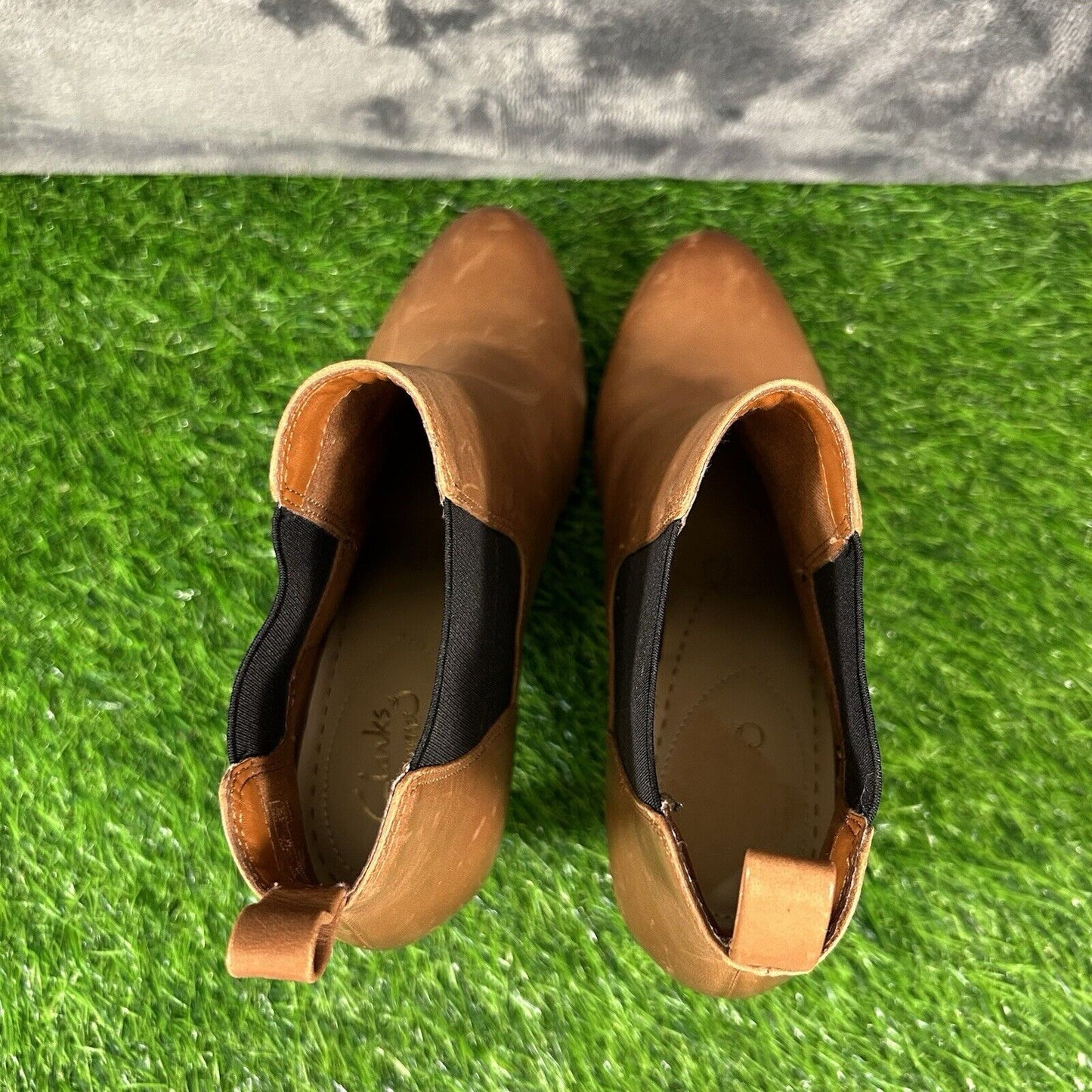 Clarks Carlita Quinn Boots Womens 7 M Brown Ankle Bootie Leather Pull On Heeled