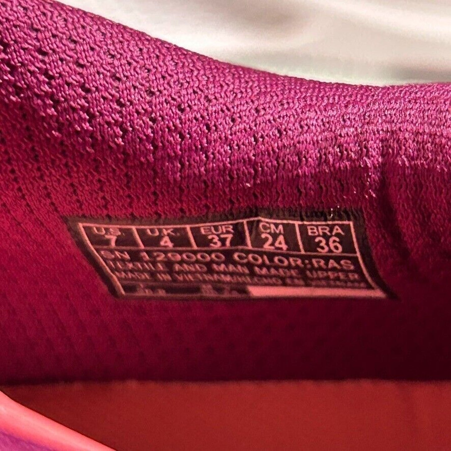 Skechers Go Run Elevate 2.0 Running Shoes Sneakers Athletic Raspberry Women's7