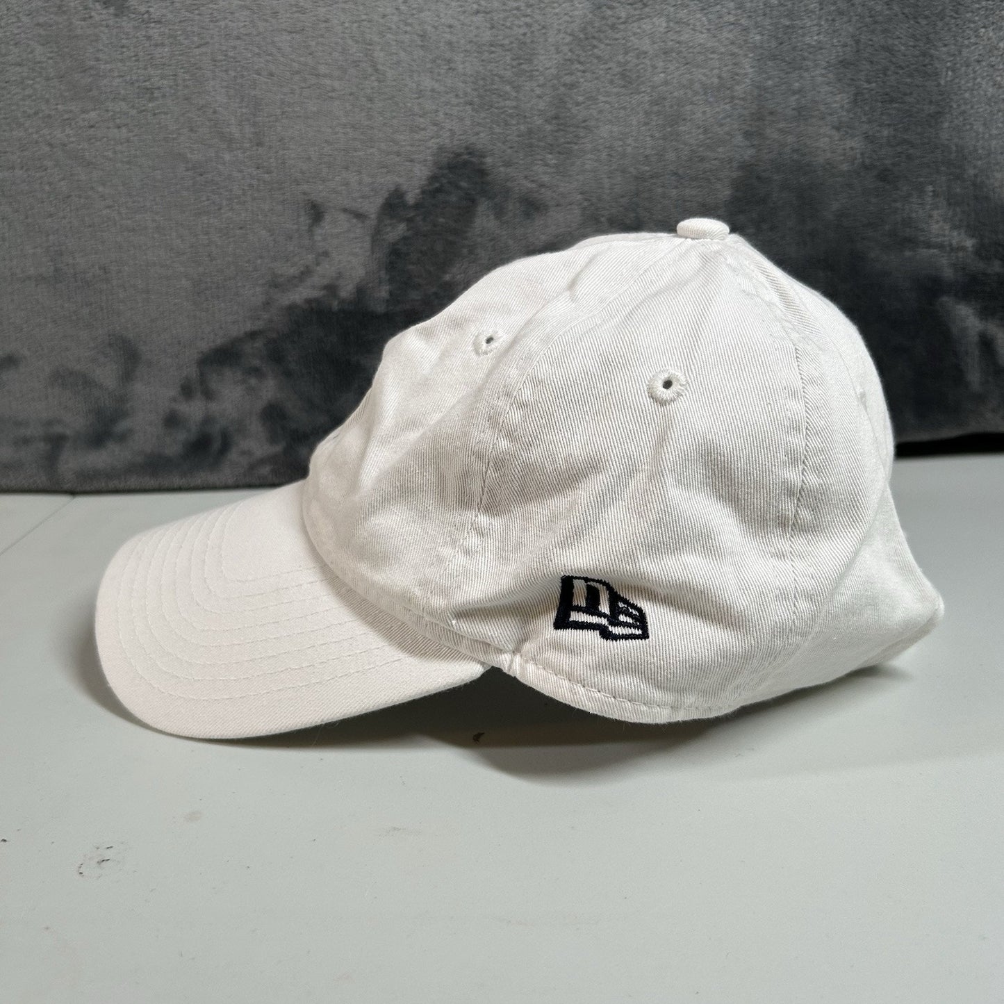 Chicago Cubs Baseball Hat Cap Womens Retro Bear Logo New Era MLB Adjustable