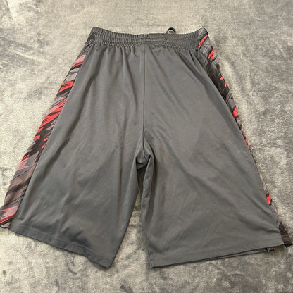 Iowa State Shorts Mens Small Gray SweatShorts Comfort Drawstring 28" Colosseum