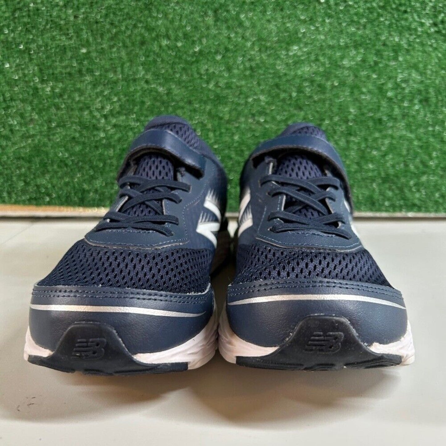 New Balance 680v6 Hook & Loop Navy Blue Running Athletic Shoes Sneakers Kids 6.5