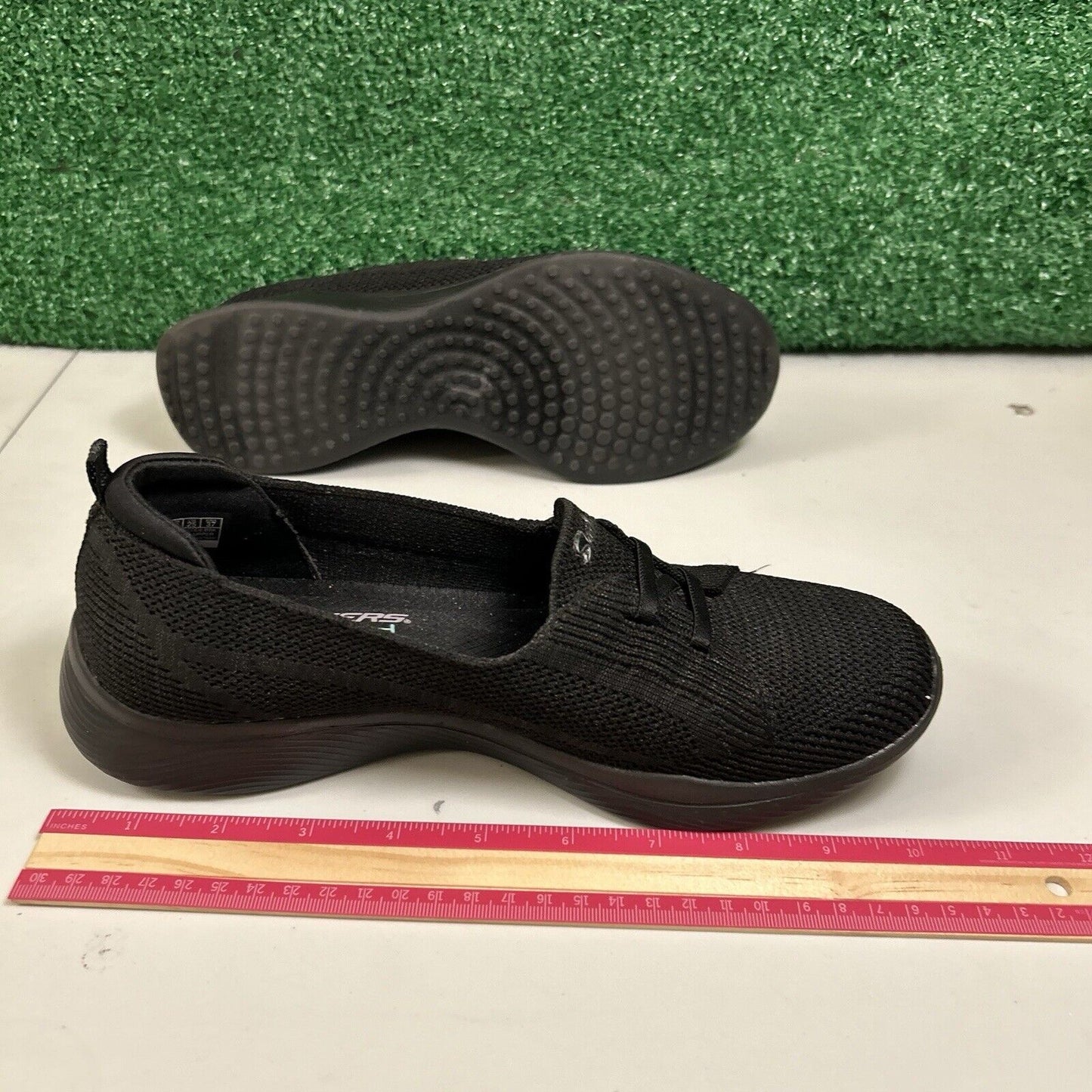 Skechers Microburst 2.0 Loafer Womens 8 Black Slip On Shoes Casual Comfort