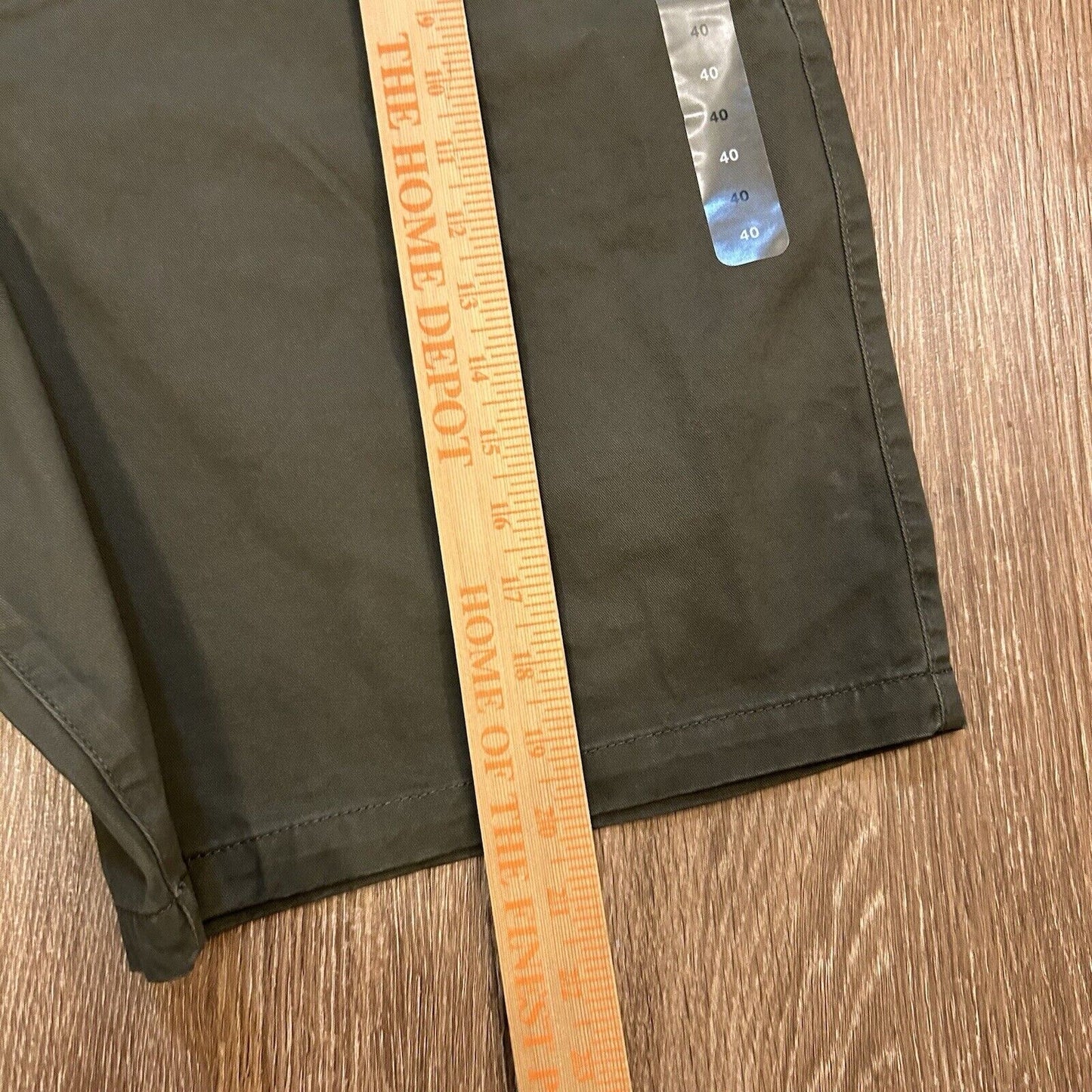 Gap Essential Khaki Chino Shorts Mens 40" Green Comfort Casual 9" Inseam NEW