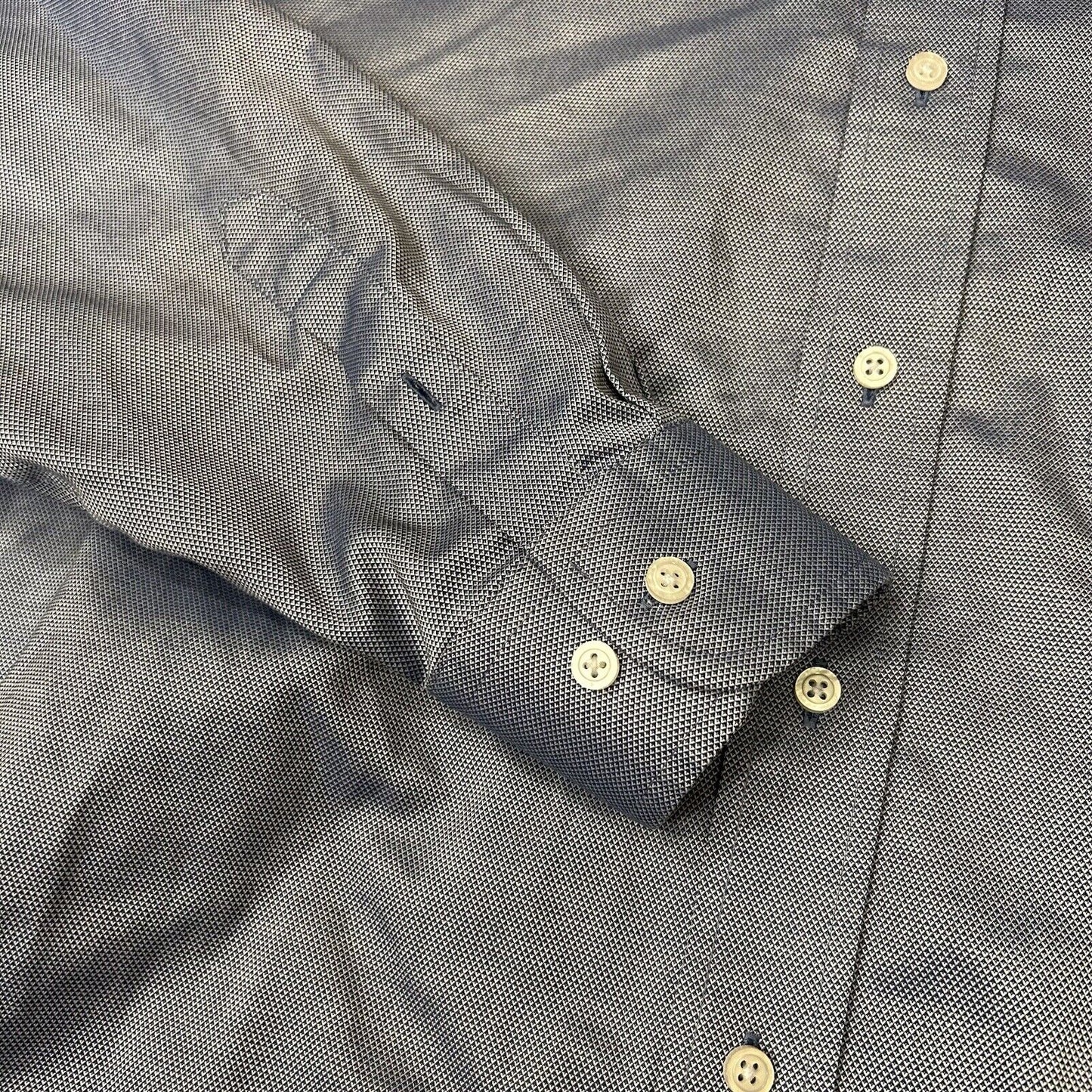 Jos A Bank Traveler Shirt Mens Extra Large Blue Button Up Long Sleeve Geometric