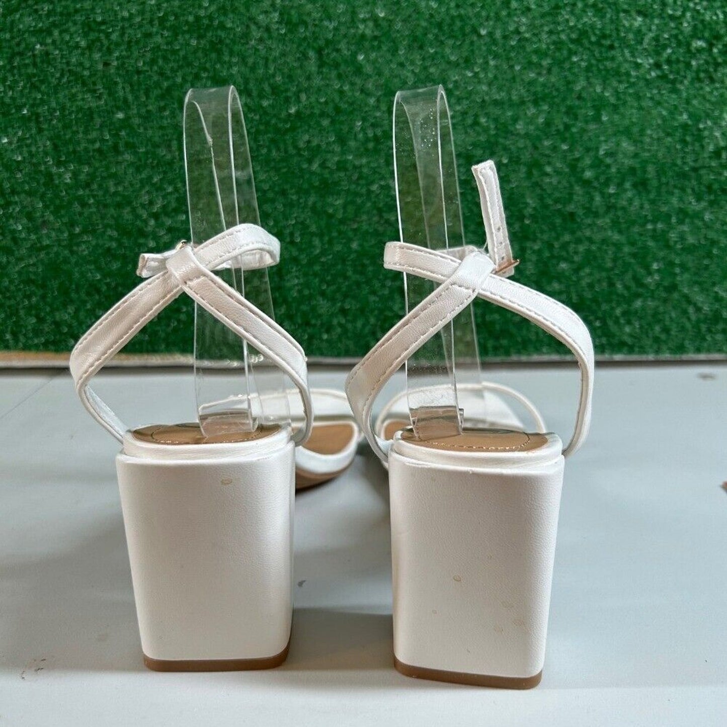 Journee Collection White Sandals Block Heel Ankle Strap Square Toe Womens 8