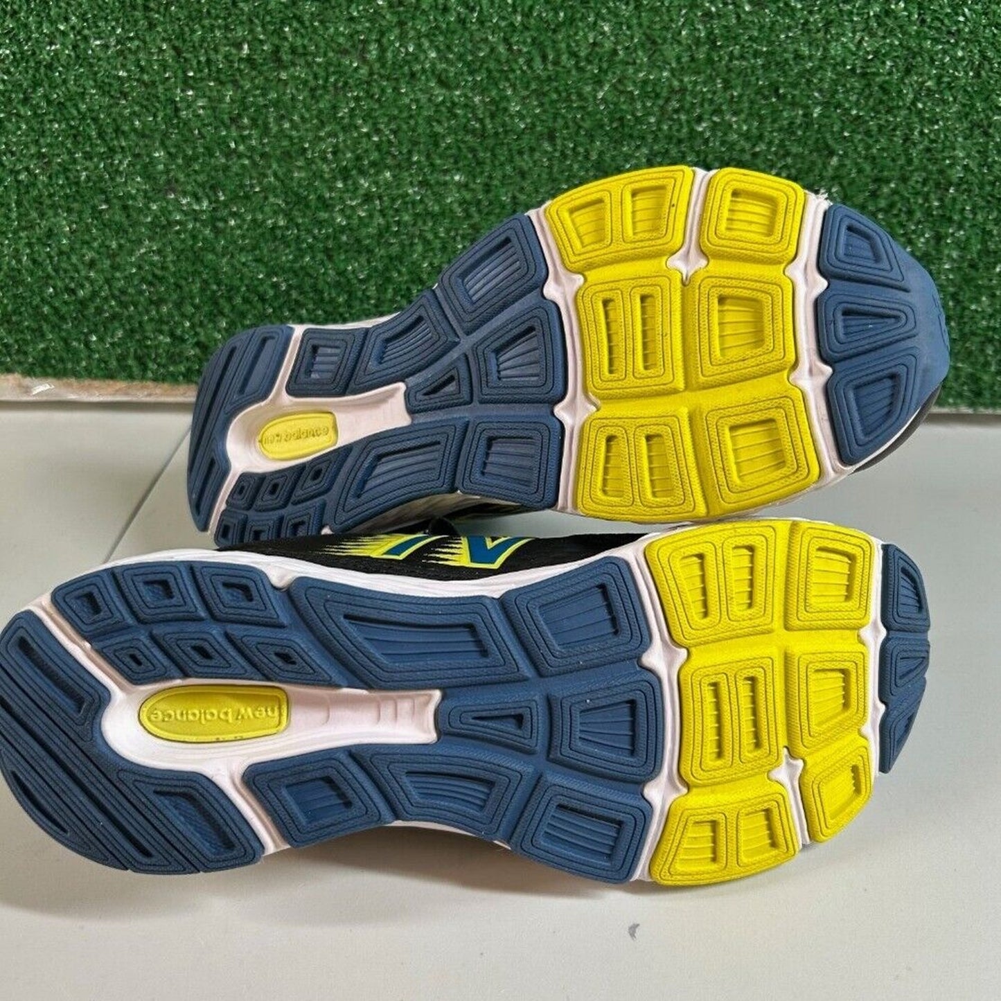 New Balance 680v6 Running Shoes Hook & Loop Athletic Sneakers Black Blue Kids 7Y