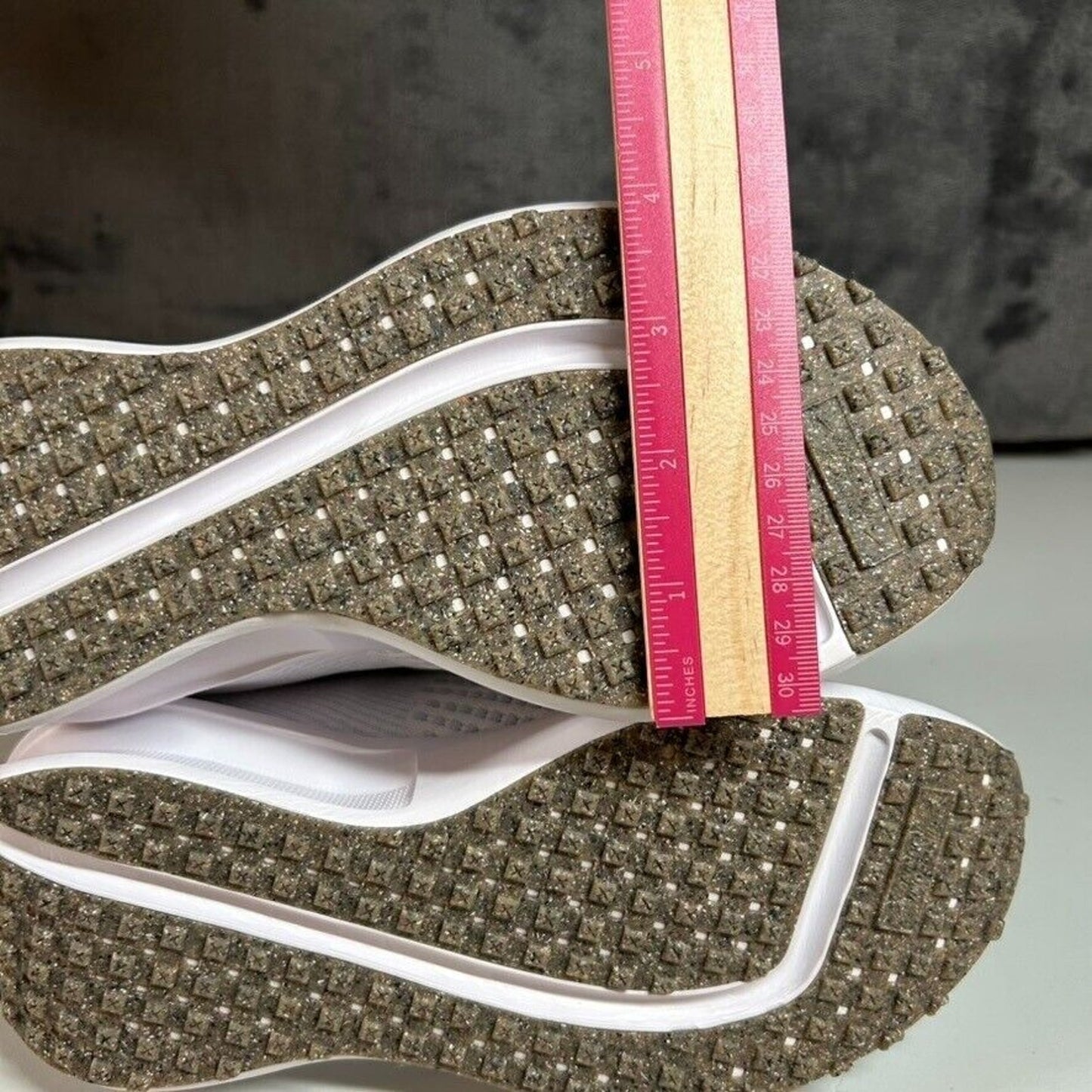 Nike Interact Run Running Shoes Lightweight Comfort Sneakers White Womens 6.5