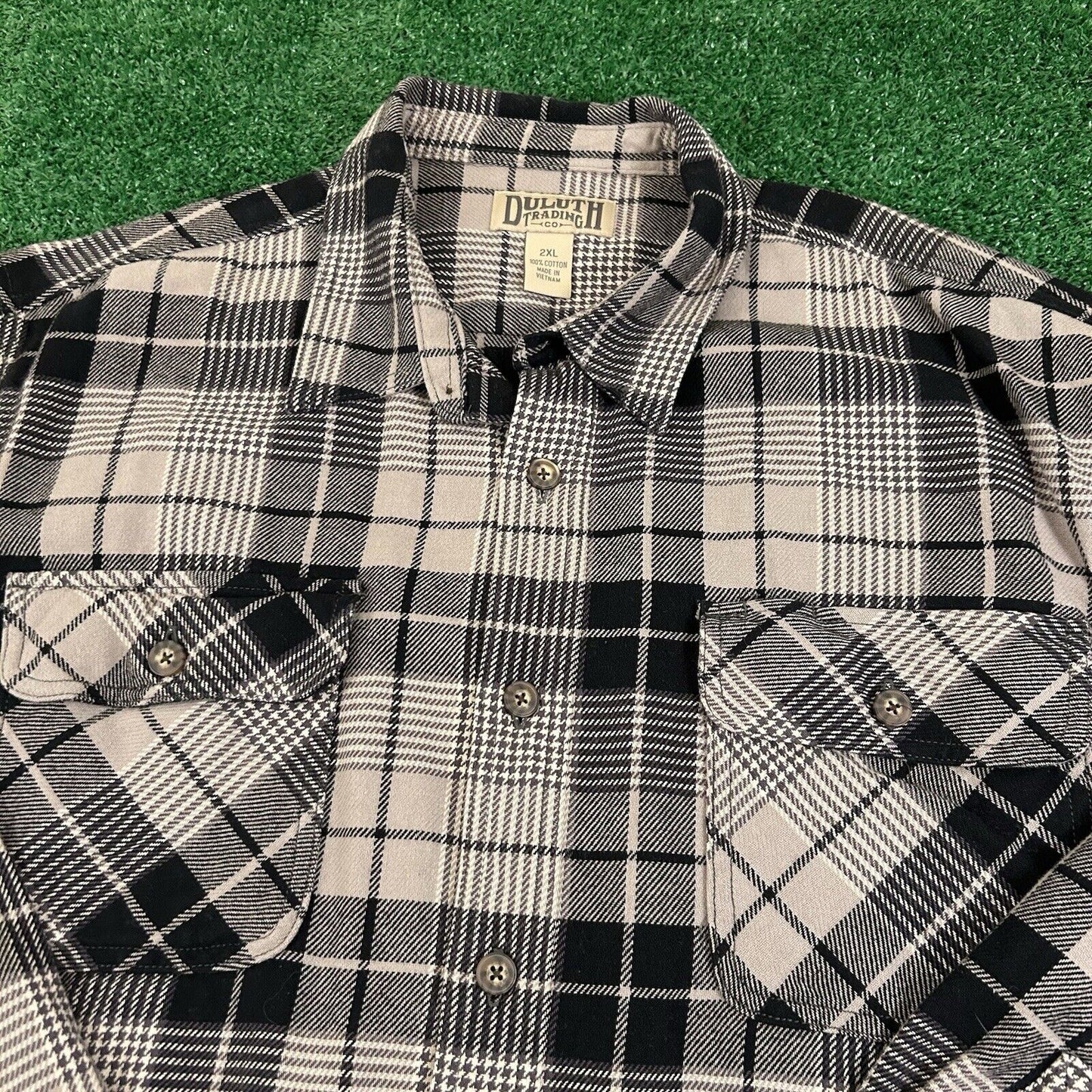 Duluth Trading Shacket Mens XXL 2XL Black Gray Plaid Button Up Outdoor Shirt