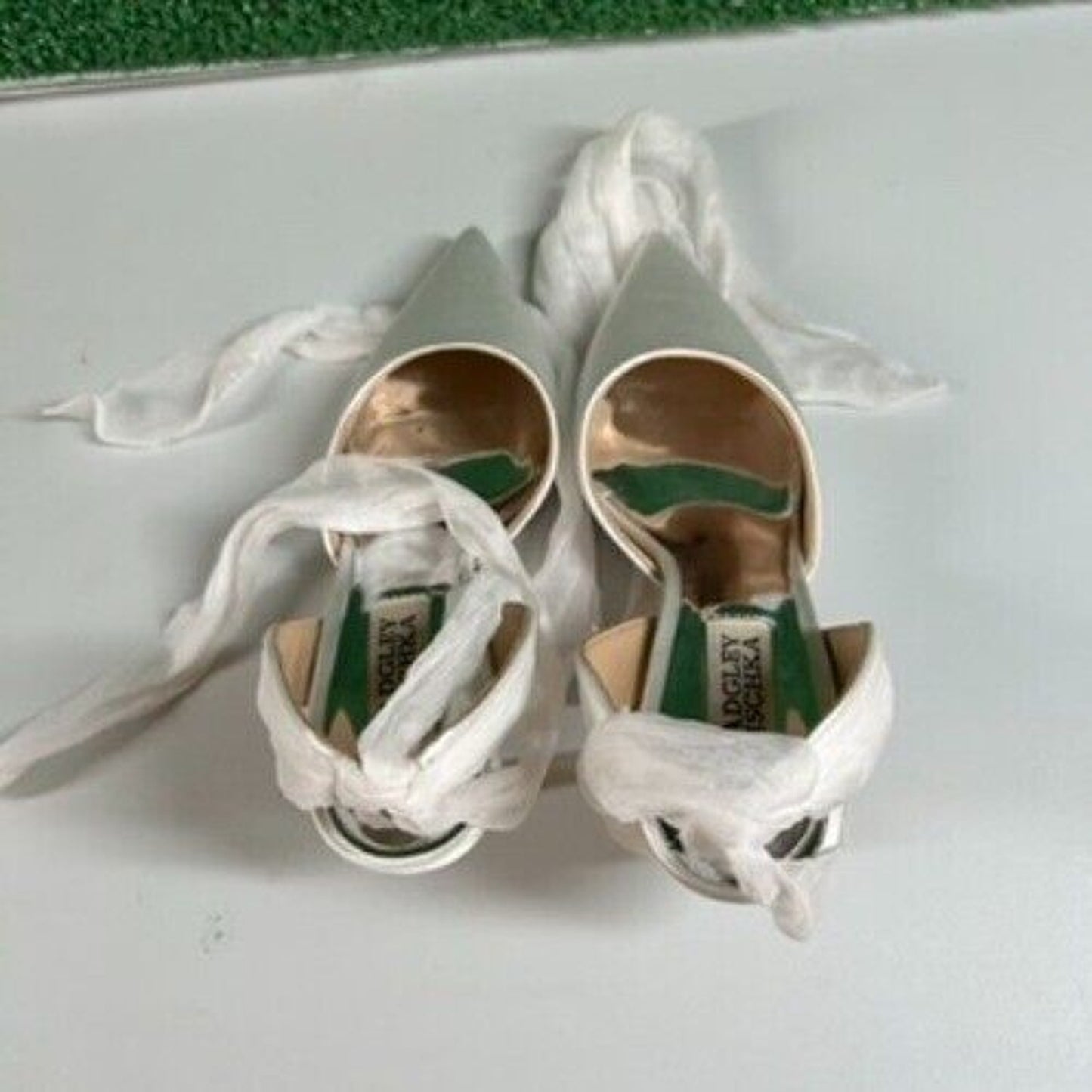 Badgley Mischka Women's Blaze Ankle Wrap Evening Pumps White Satin Size 5