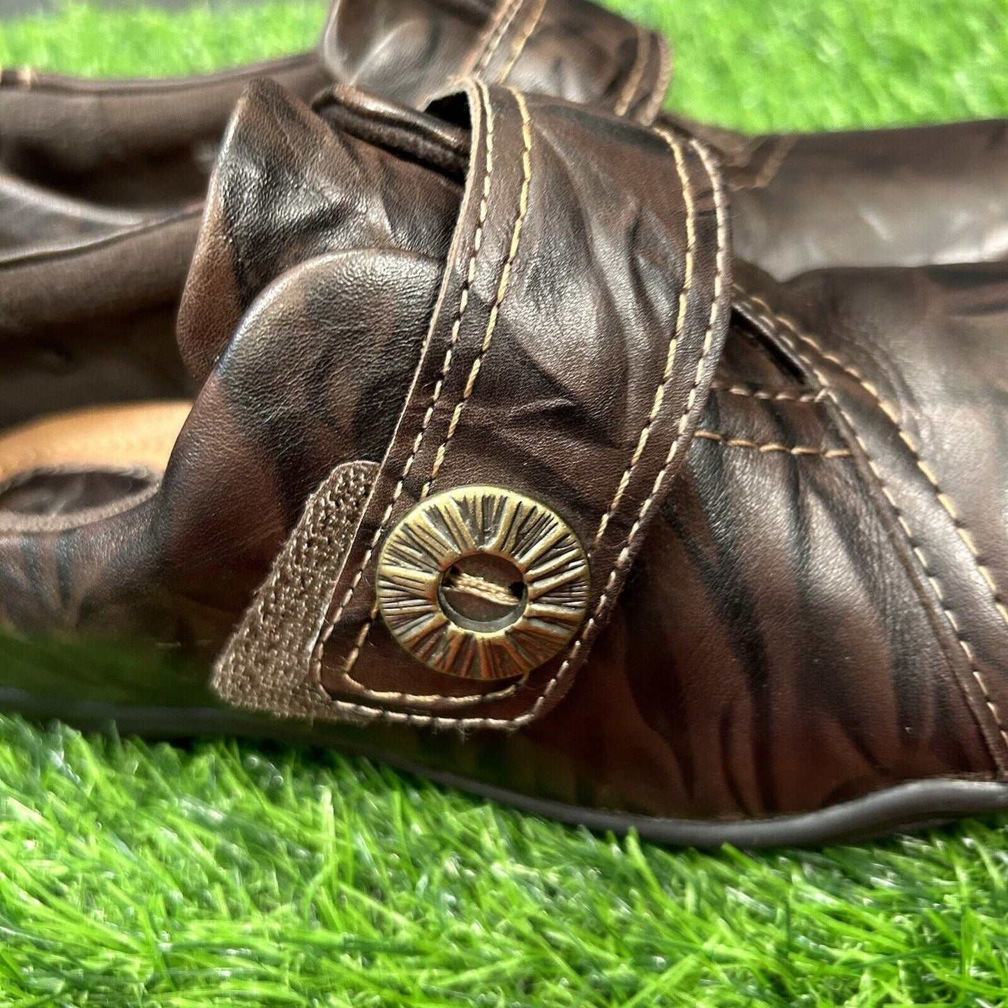 Clarks Artisan Shoes Womens 7 M Brown Black Loafer Flats Leather Slip On Strap