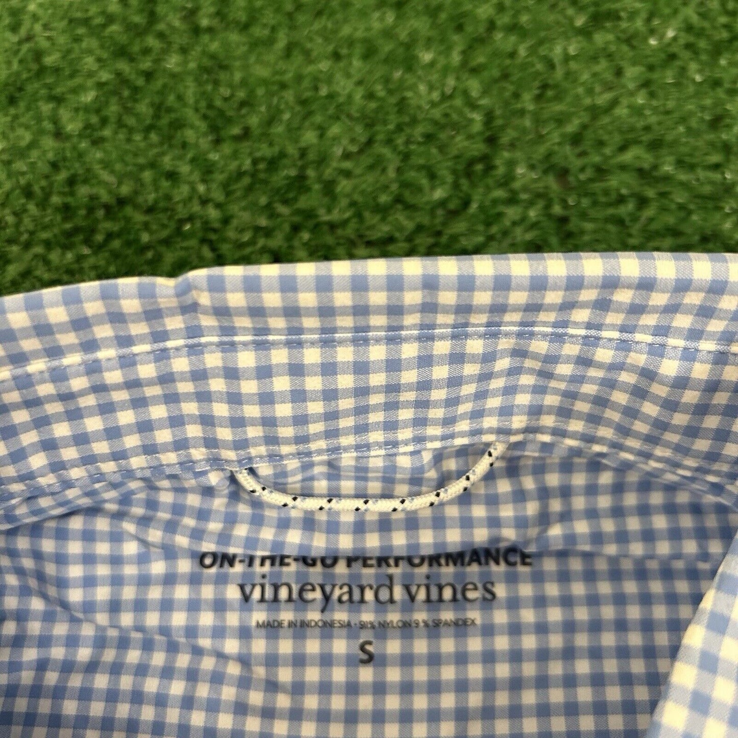 Vineyard Vines On the Go Performance Shirt Mens Small Blue White Check Button Up