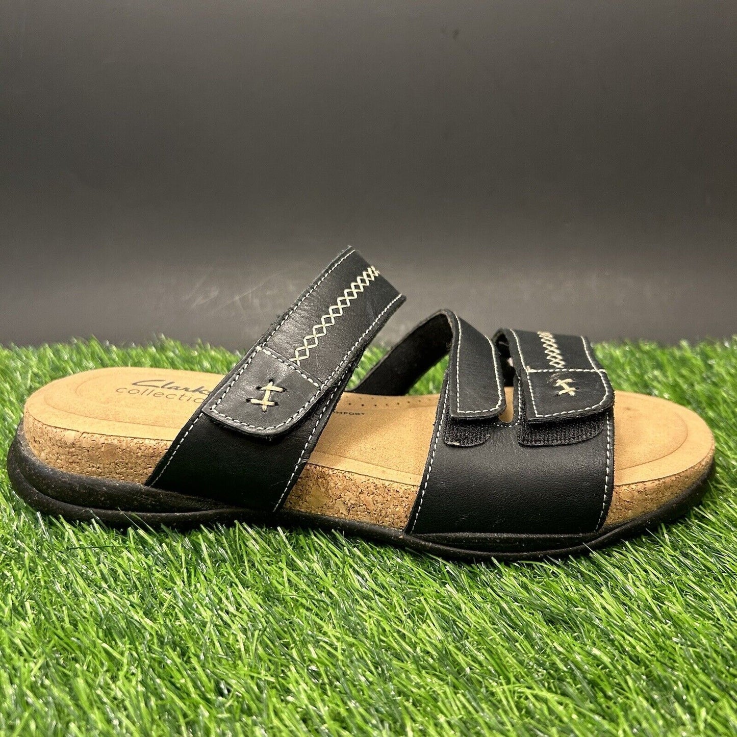 Clarks Roseville Bay Sandals Womens 9.5 M Black Slides Slip On Leather Straps