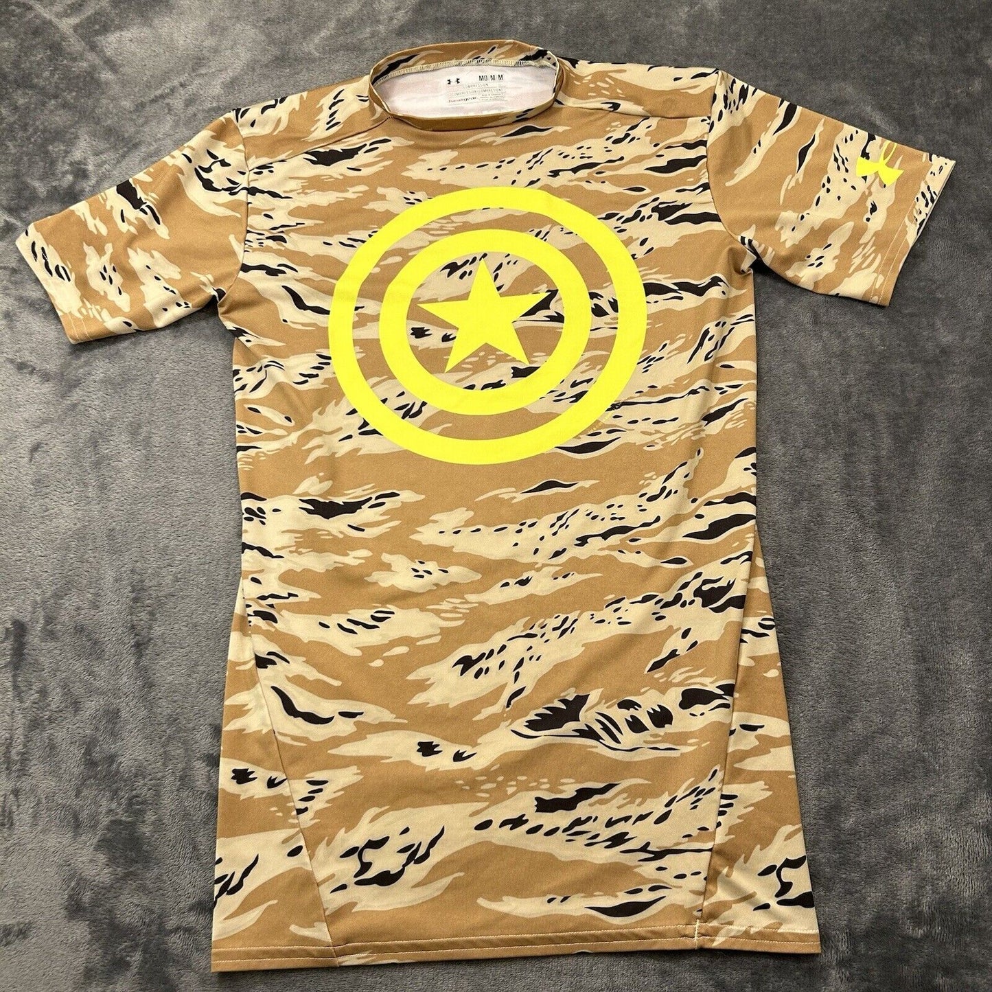 Under Armour Marvel Shirt Mens Medium Brown Black Camo Compression Heatgear Gym