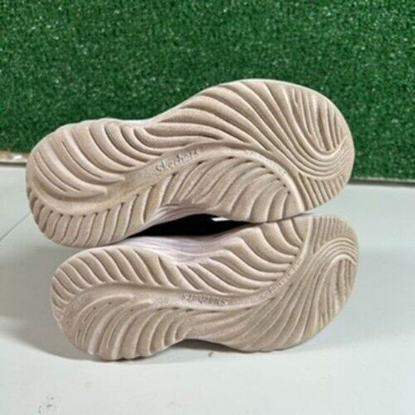 Skechers Kids Athletic Sneakers Pink Shoes Hook and Loop Closure Girls 11