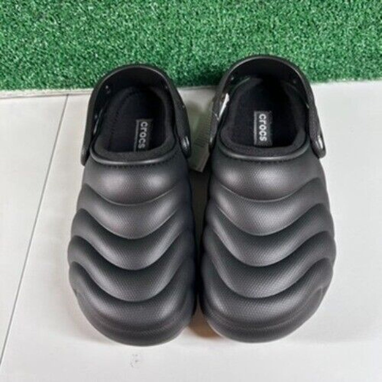 Crocs Classic Lined Overpuff Clogs Comfort Slip On Casual Black Mens 10 New