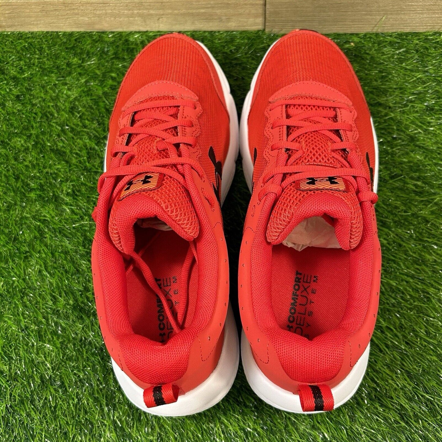 Under Armour Charged Assert 10 Mens Size 11 Red Shoes Sneaker Athletic NEW W/Box