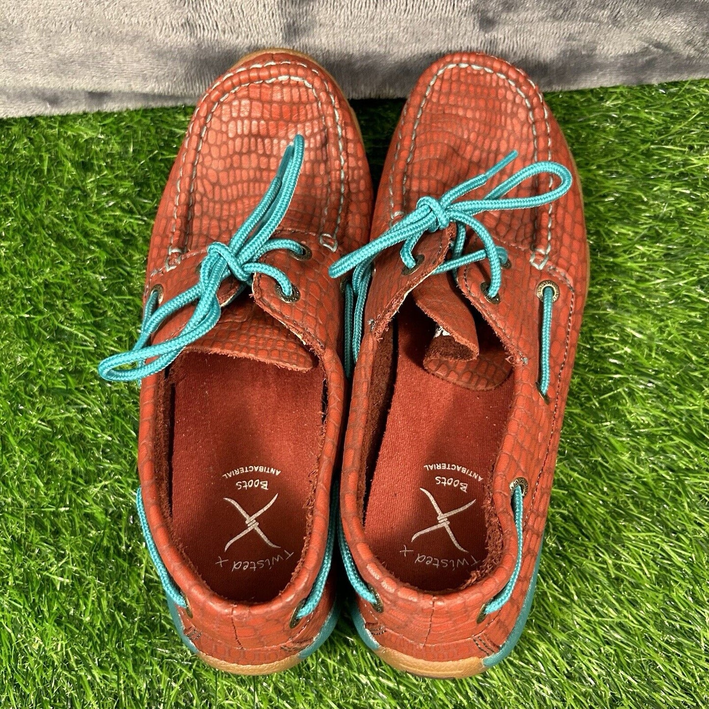 Twisted X Loafers Womens 7.5 M Red Blue Leather Boat Shoes crocodile Print Lace
