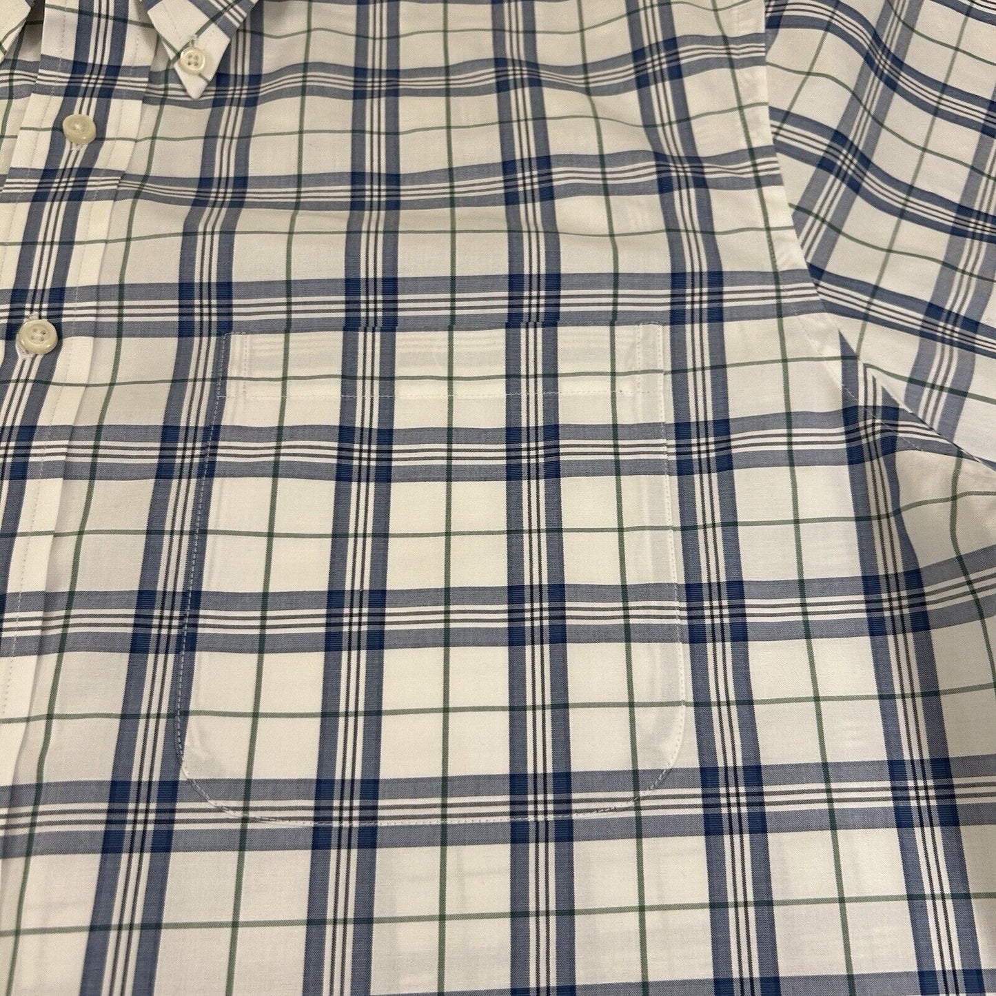 Jos A Bank Shirt Mens Large Blue White Plaid Button Up Short Sleeve Preppy Work