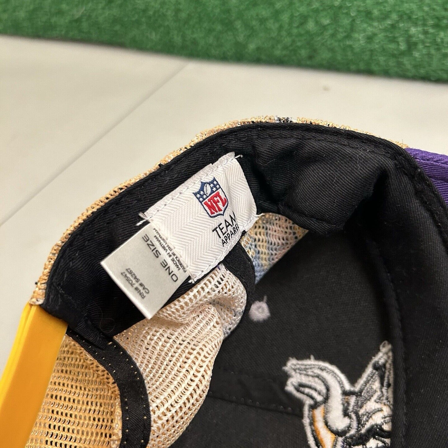 Minnesota Vikings Hat Cap Mens Snapback Gray Purple NFL Team Footbal Side Logo