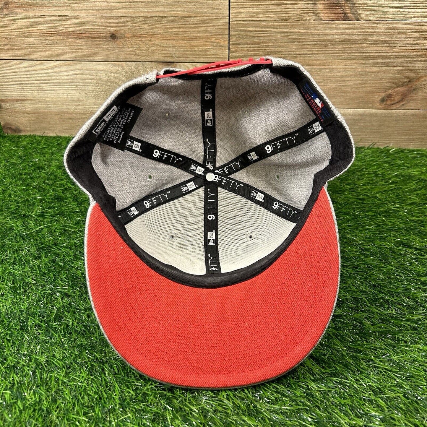 Chicago Cubs Hat Cap Mens Gray Red Snapback New Era MLB Baseball Logo Wool