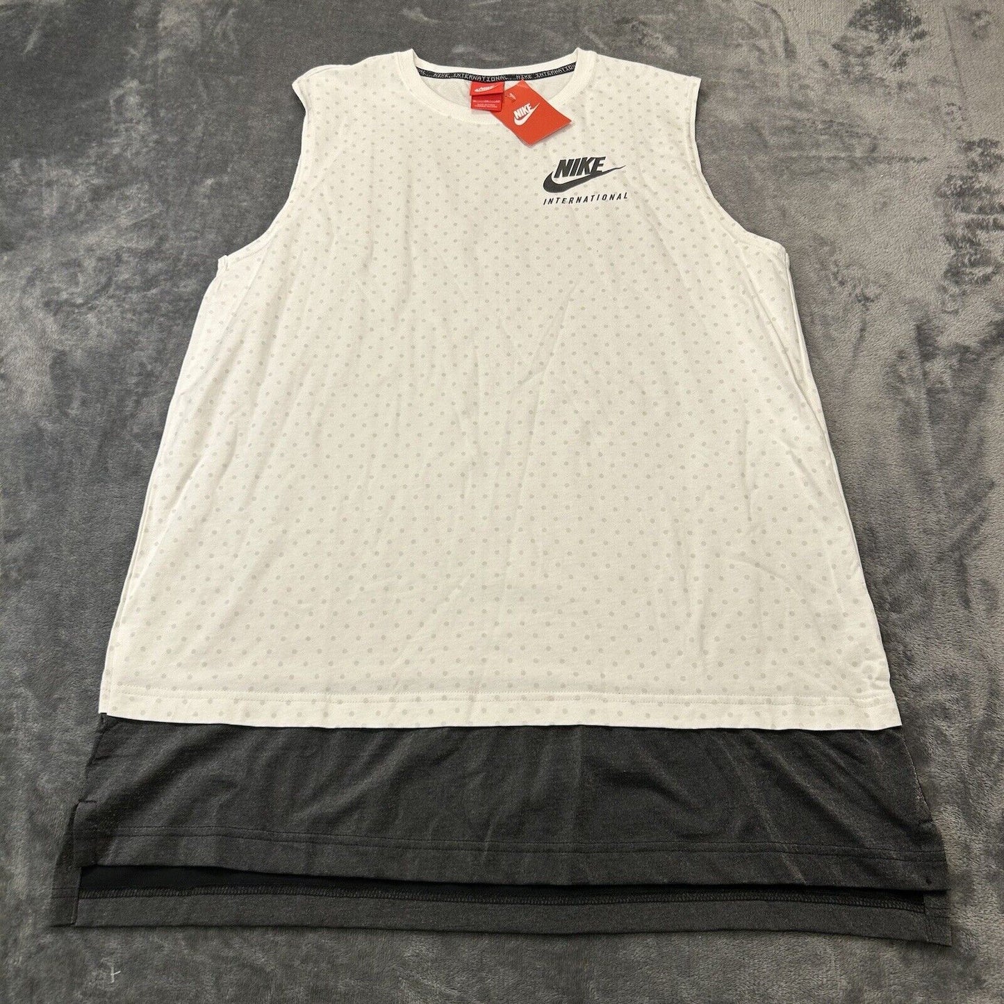 Nike International Tank Top Womens Extra Large White Polka Dot Shirt Casual NEW