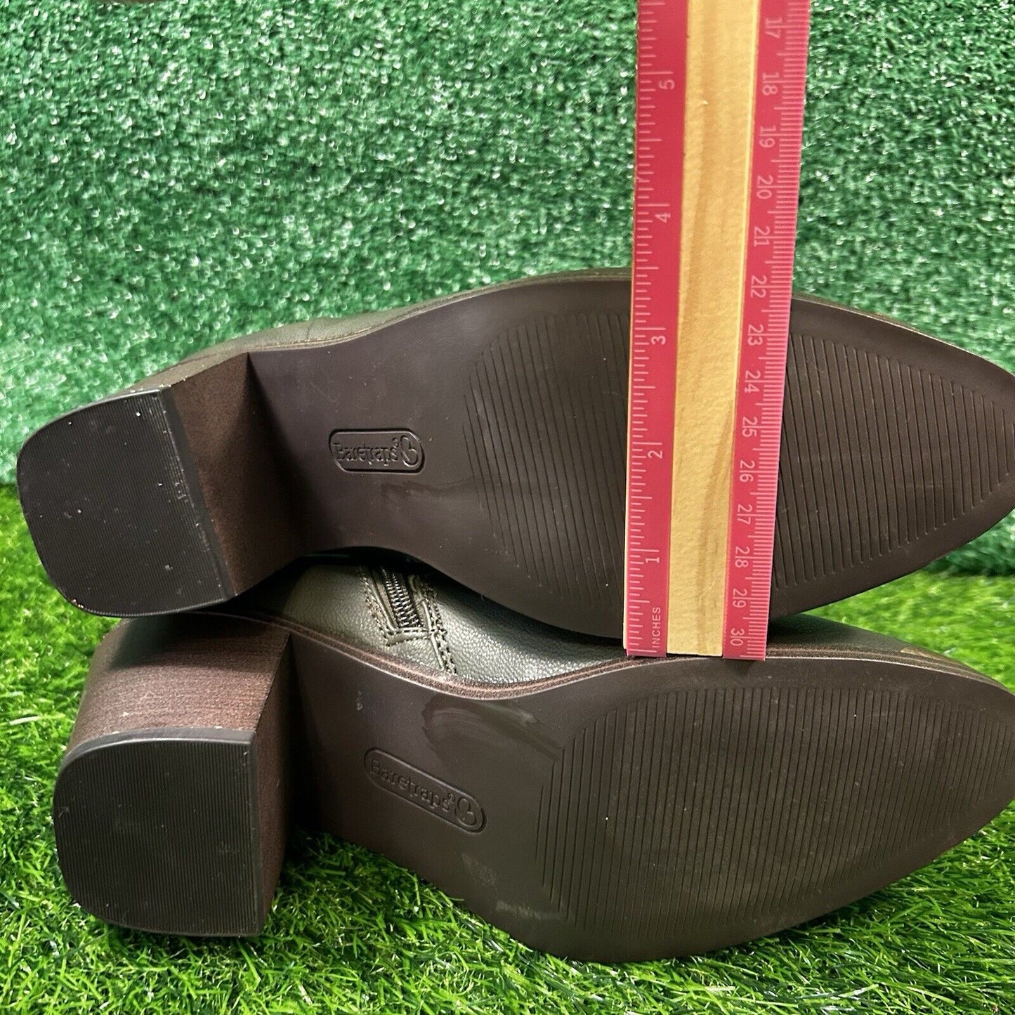 Baretraps Katherine Boots Womens 9.5 M Dark Green Heeled Zip Up Buckle Casual