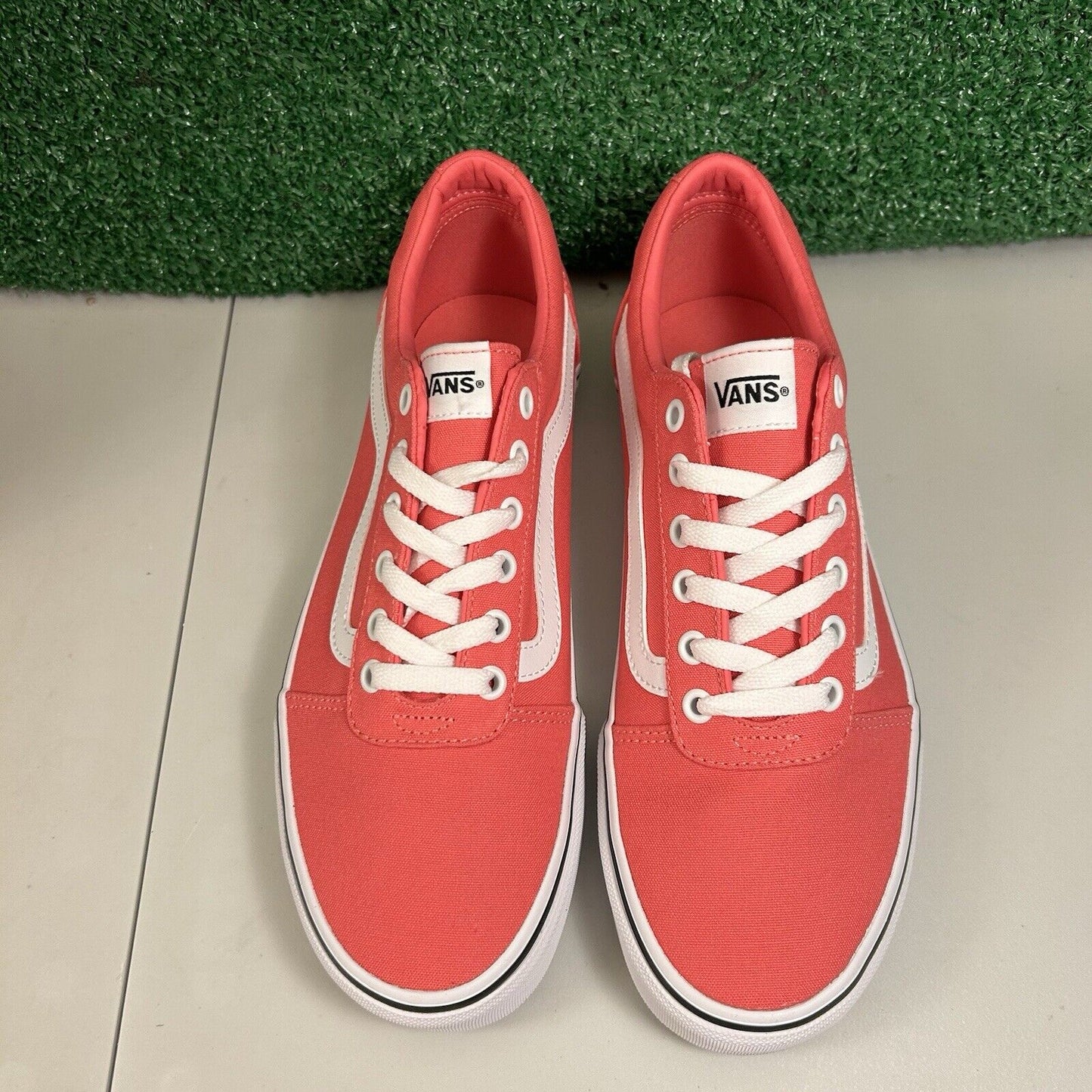 Vans Ward Womens 10 Pink White Shoes Sneakers Canvas Skateboarding Casual NEW